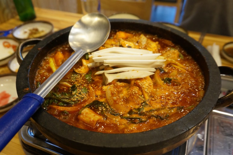 자갈치양곱창 이미지