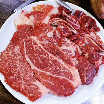 복수한우날고기 이미지
