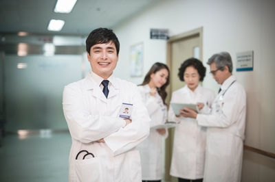 멘파워비뇨기과 이미지