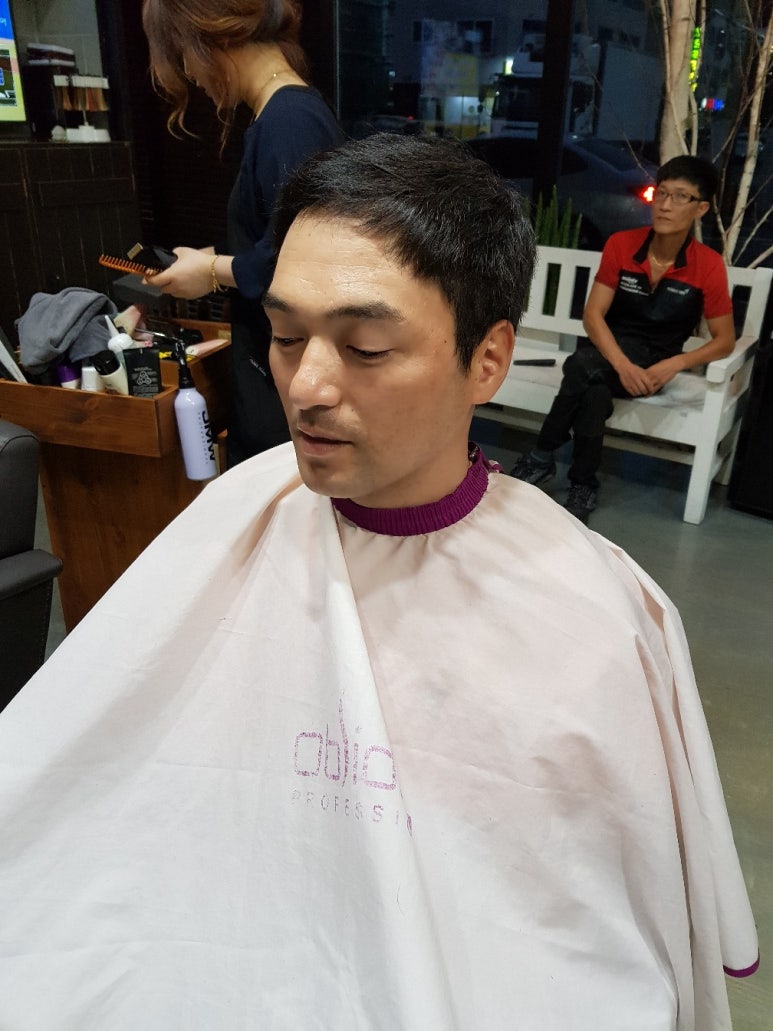 외출준비헤어샵 이미지