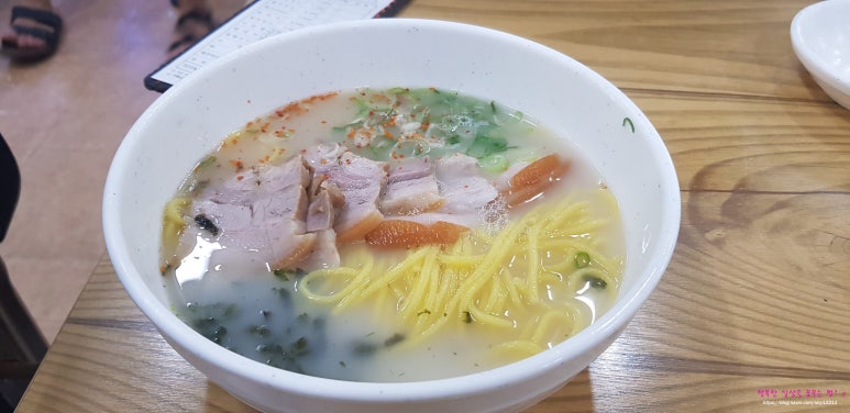 자매국수집 이미지