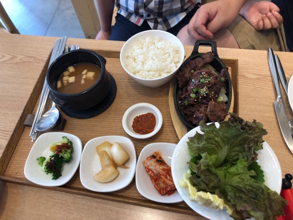 혀니살롱 이미지