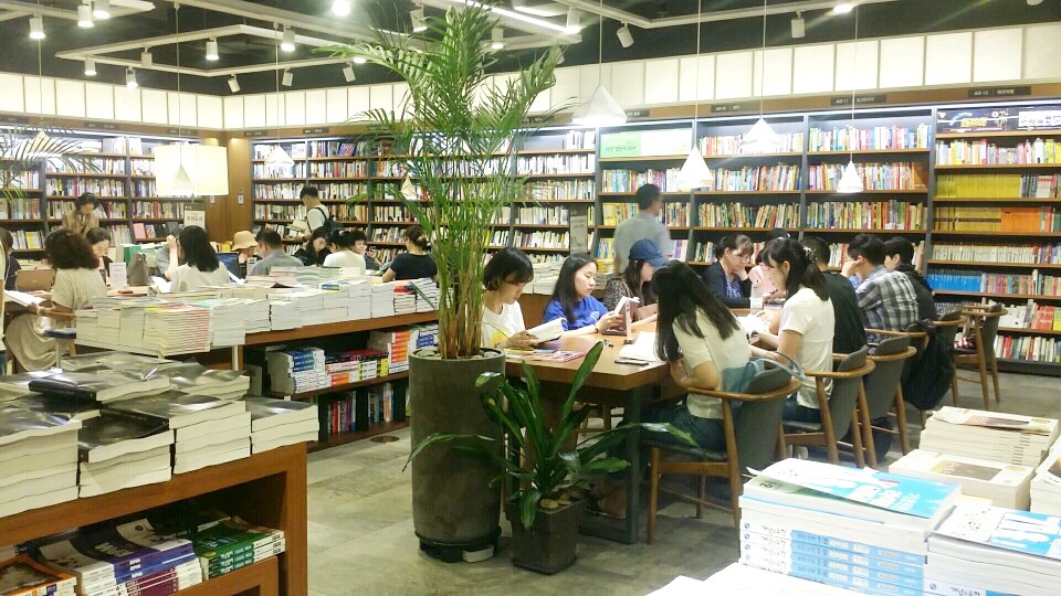 경일서점 이미지