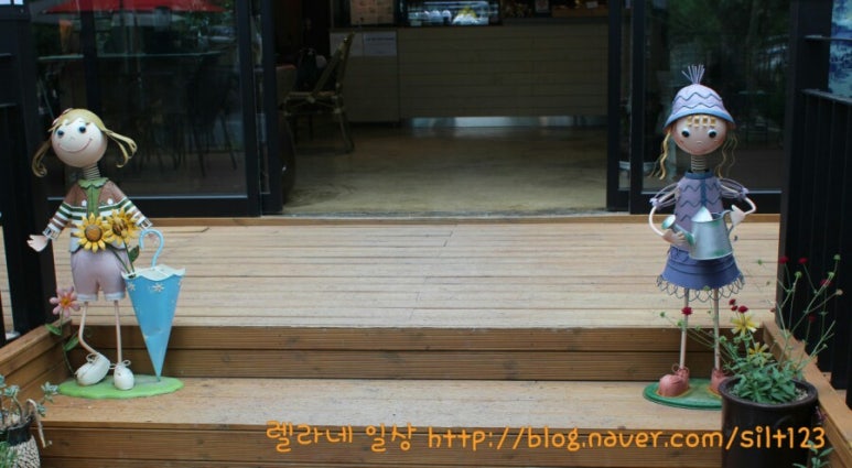 옥자카페 이미지