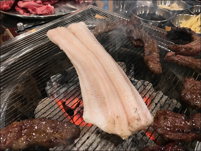장어훔친소도둑 이미지