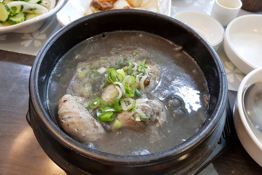 토종가흑임자삼계탕 이미지
