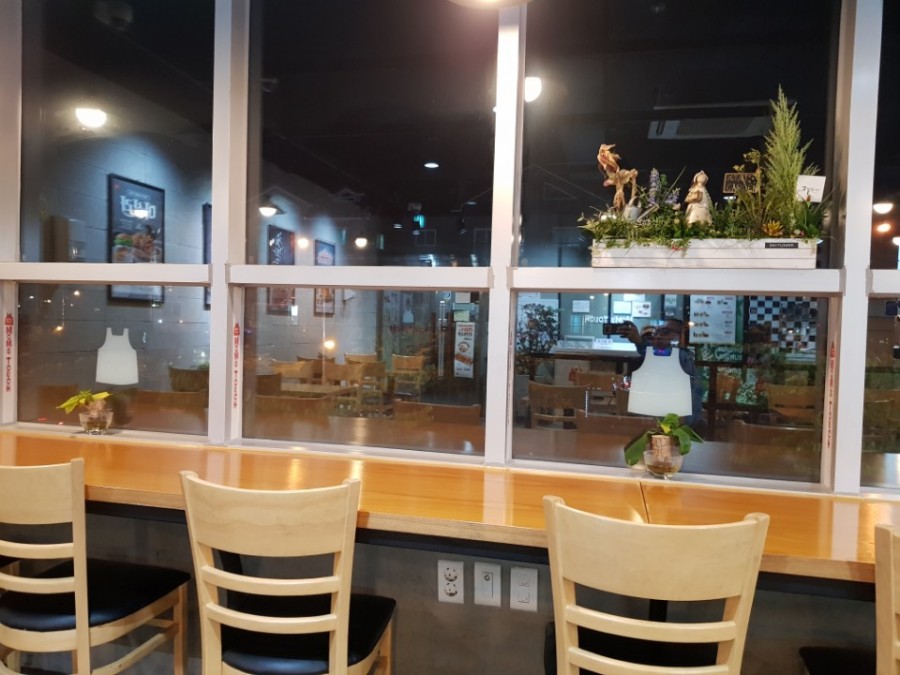 맘스터치전주대점 이미지