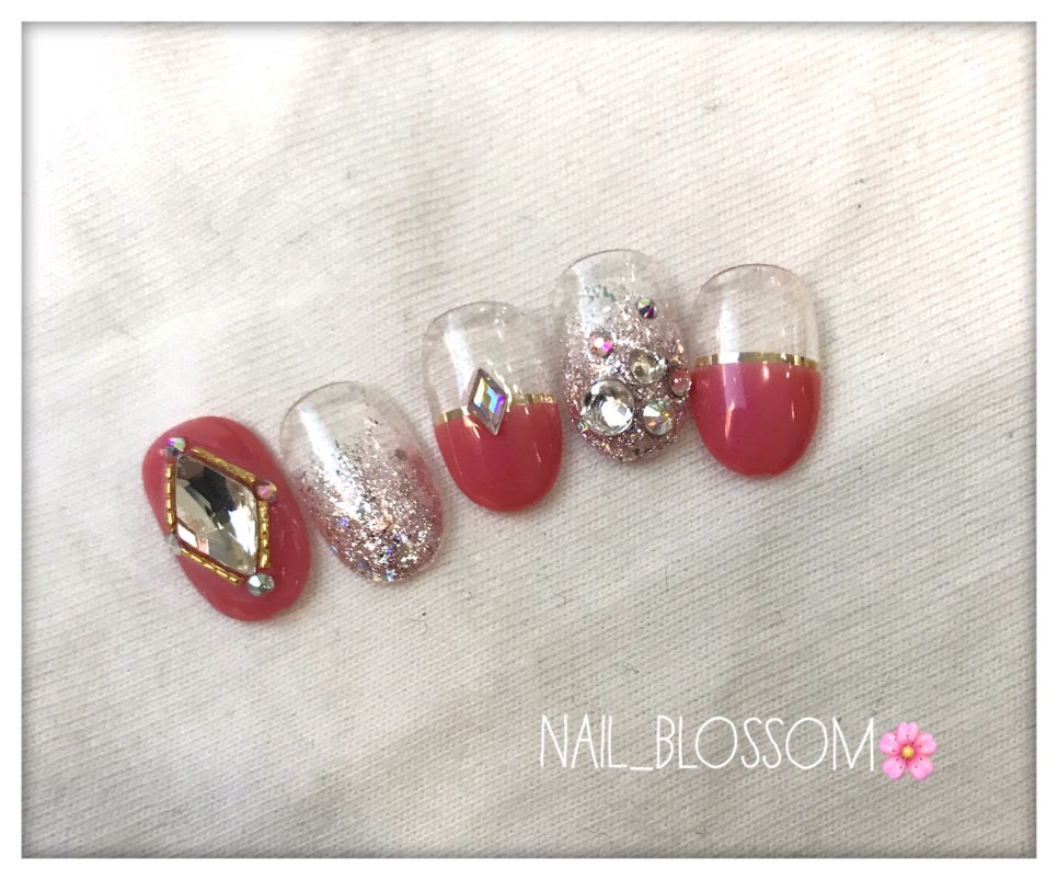 네일블라썸(Nail blossom) 이미지