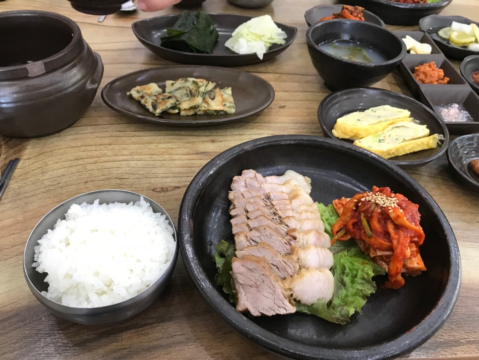 장독대항아리보쌈 이미지