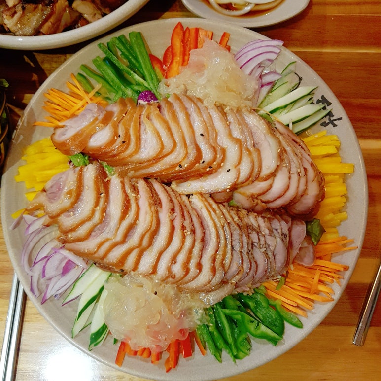 족발의장인족장 이미지
