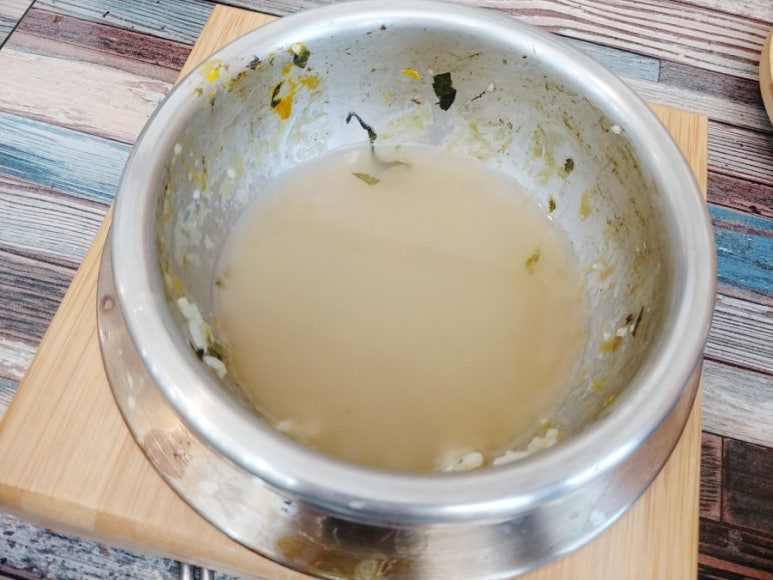 동해생아구불고기 이미지