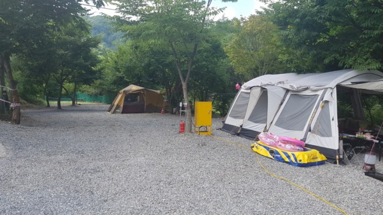 법흥 캠핑장 이미지