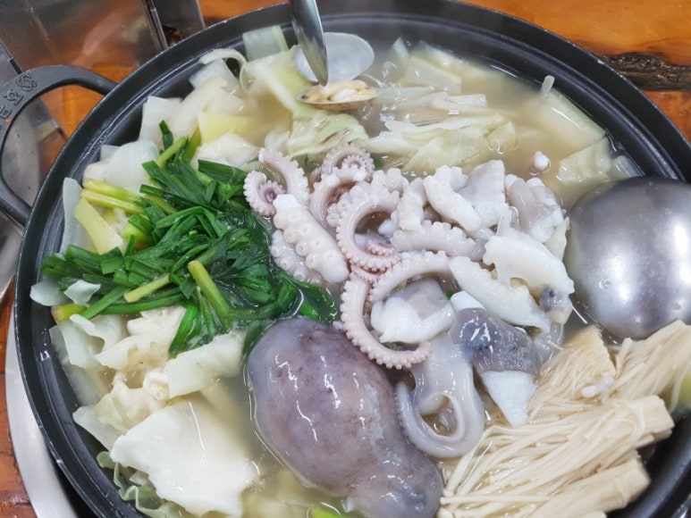 짱구네 낙지집 이미지