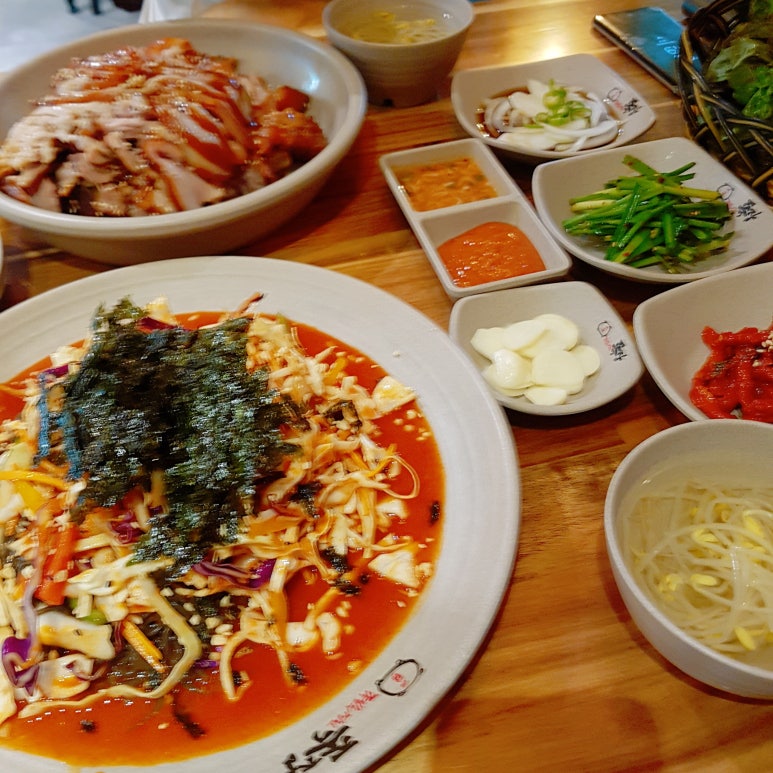 족발의장인족장 이미지
