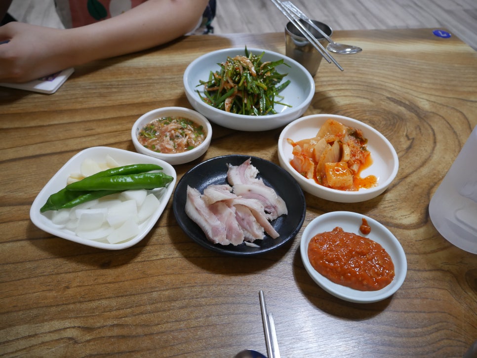 본심돼지국밥 이미지