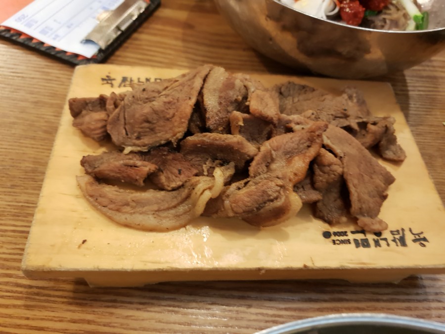 육쌈냉면 이미지