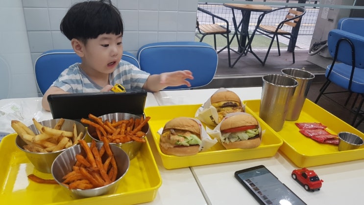 버거앤프라이즈행신점 이미지
