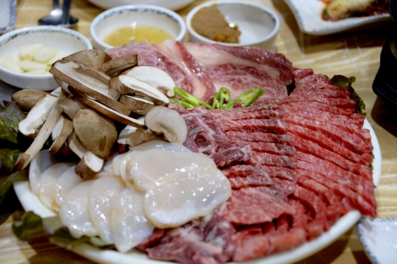 정남진 만나 숯불갈비 식육식당 이미지