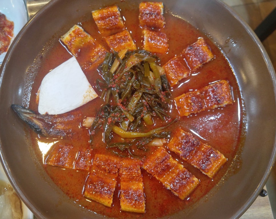 소금빛풍천장어구이 이미지