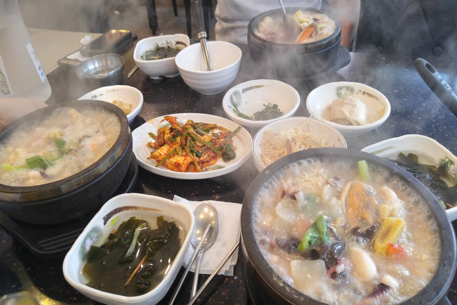 구수한해물누룽지탕 이미지