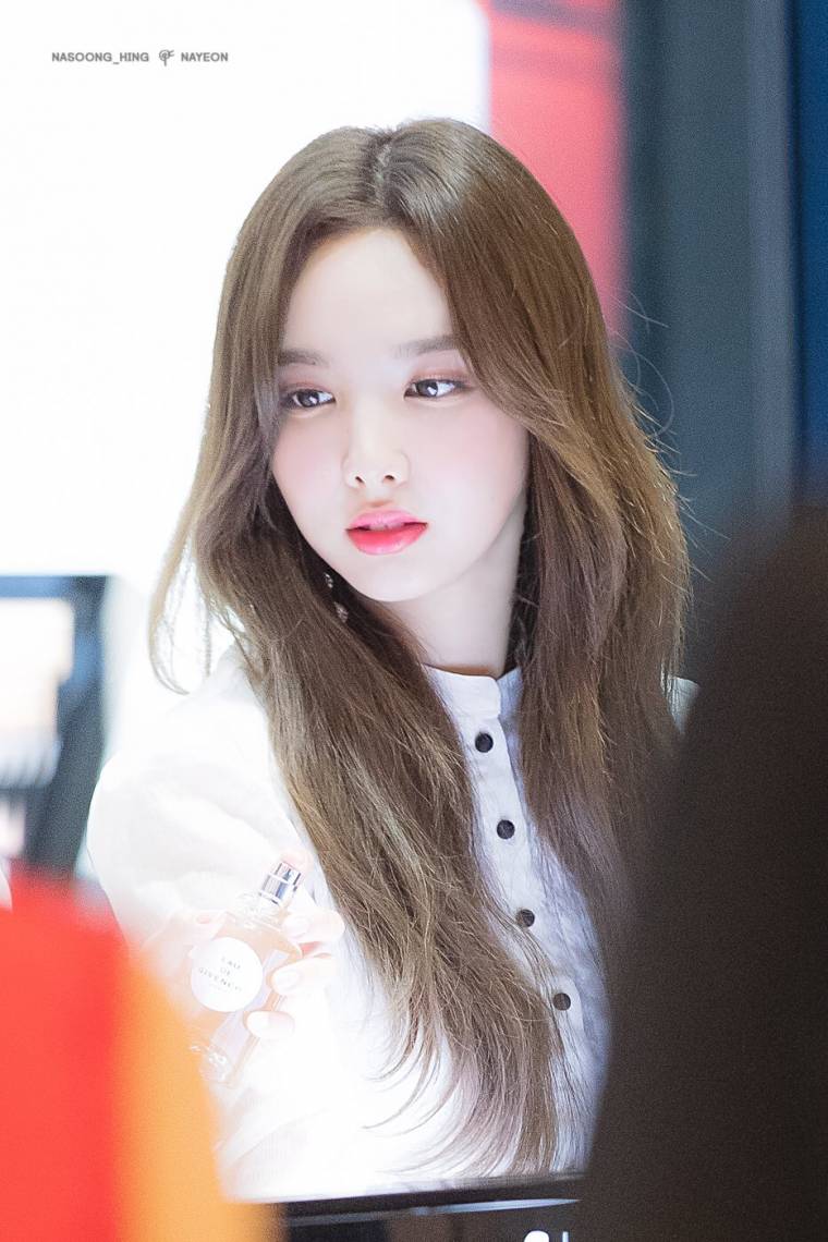 뷰티나연 이미지
