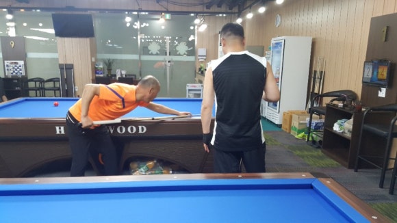 아지트당구클럽 이미지
