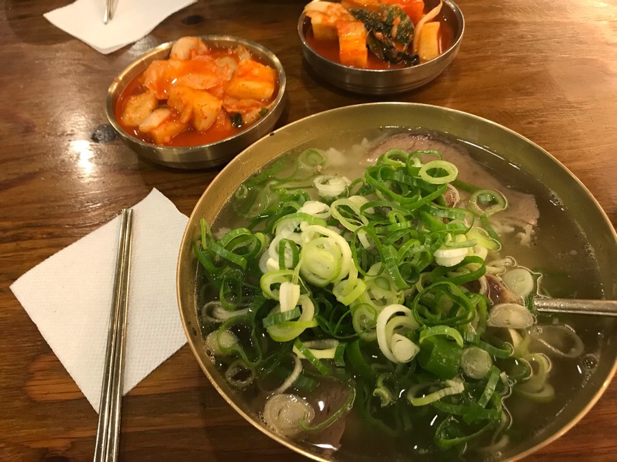 명동식육점 이미지