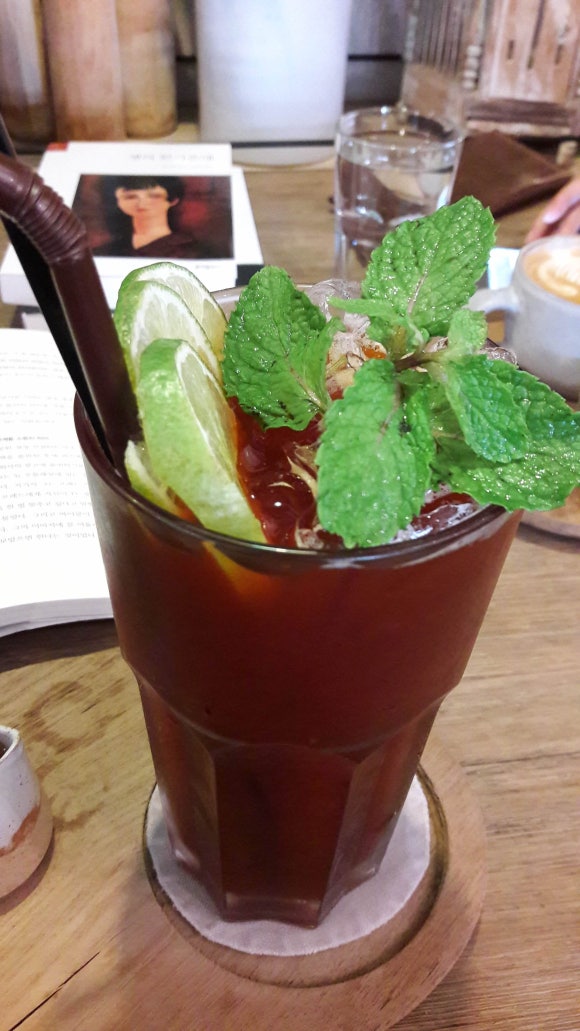 카페 우(CAFE WOO) 이미지