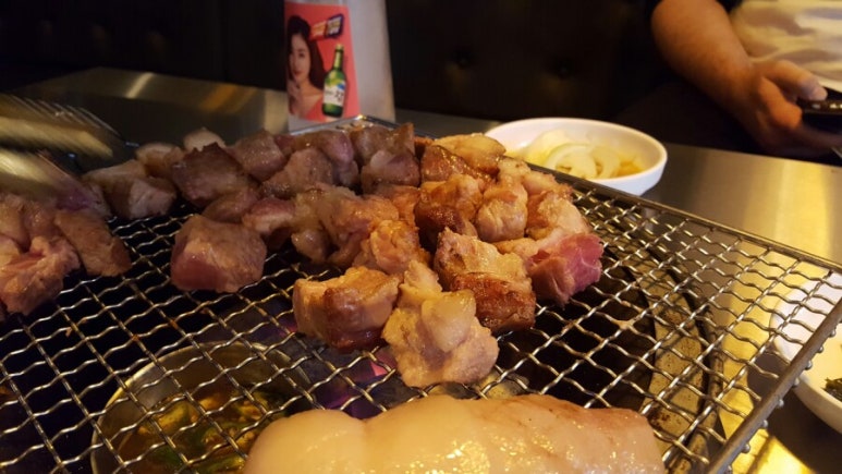 감삼돼지 이미지
