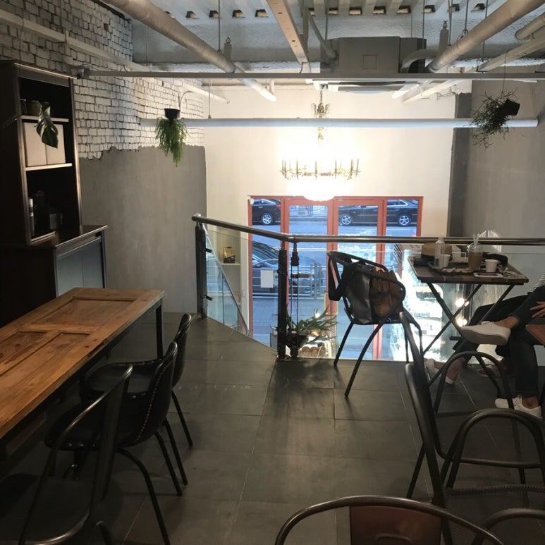 브레젠트(BRESENT) 이미지