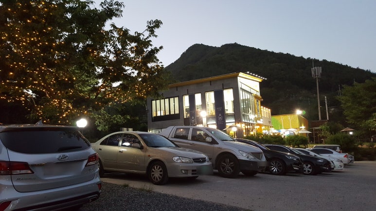 산밑빵집 이미지