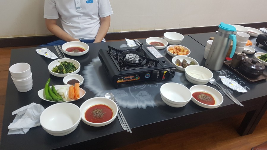 대월흑염소탕 이미지