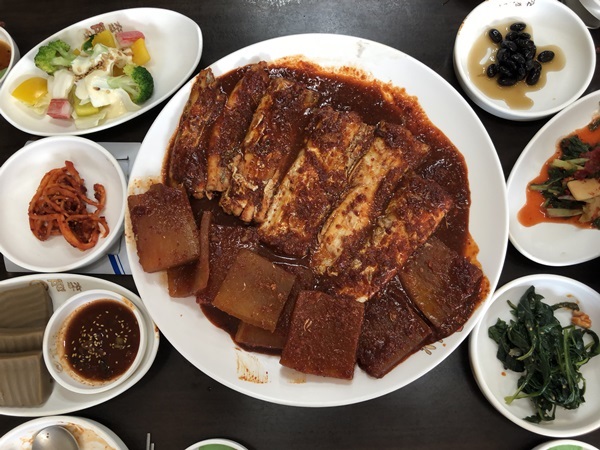 갈치랑해물이랑 이미지
