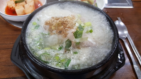 퐁퐁특수통닭 이미지