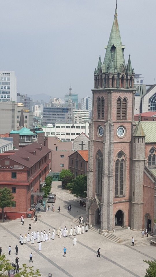 명동능이백숙 이미지