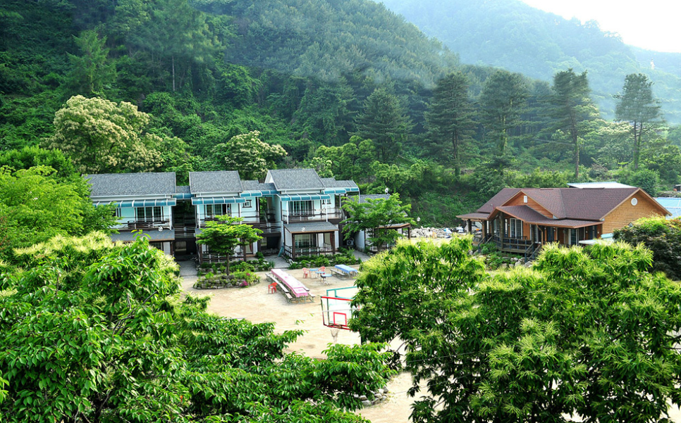아모르펜션 이미지