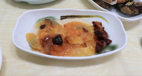 추섬 활어회 식당 이미지