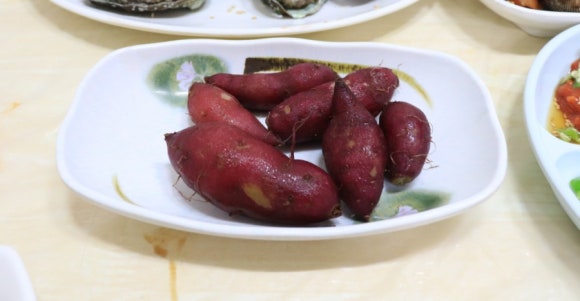추섬 활어회 식당 이미지