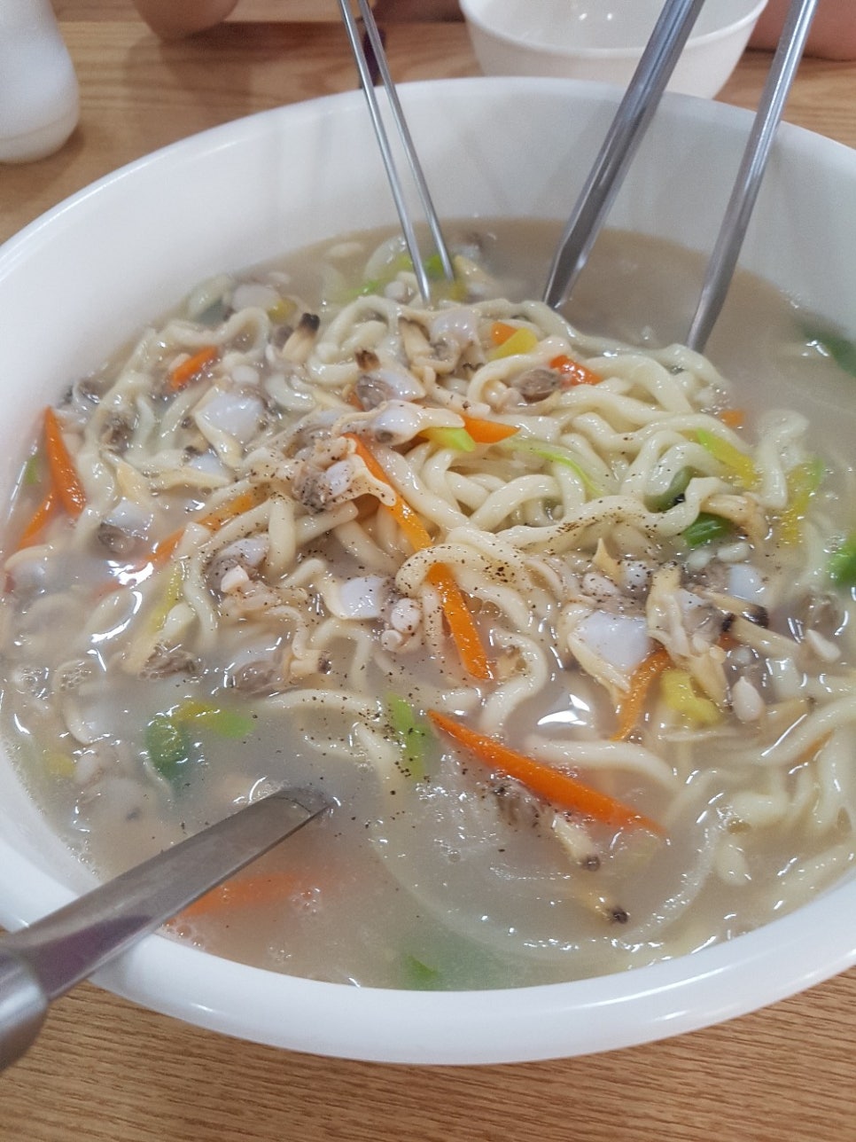 왕진물칼국수 이미지