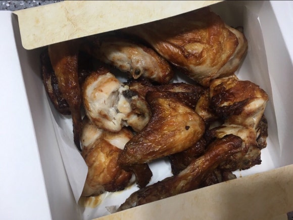 깜꼬치킨 이미지