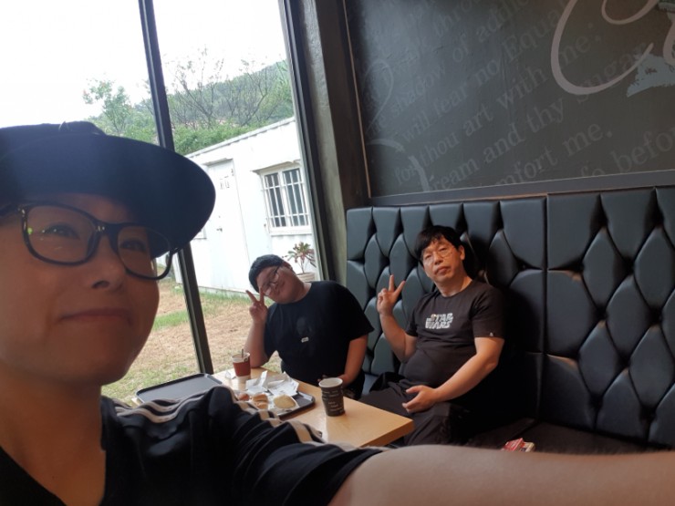 시월애단팥빵 이미지