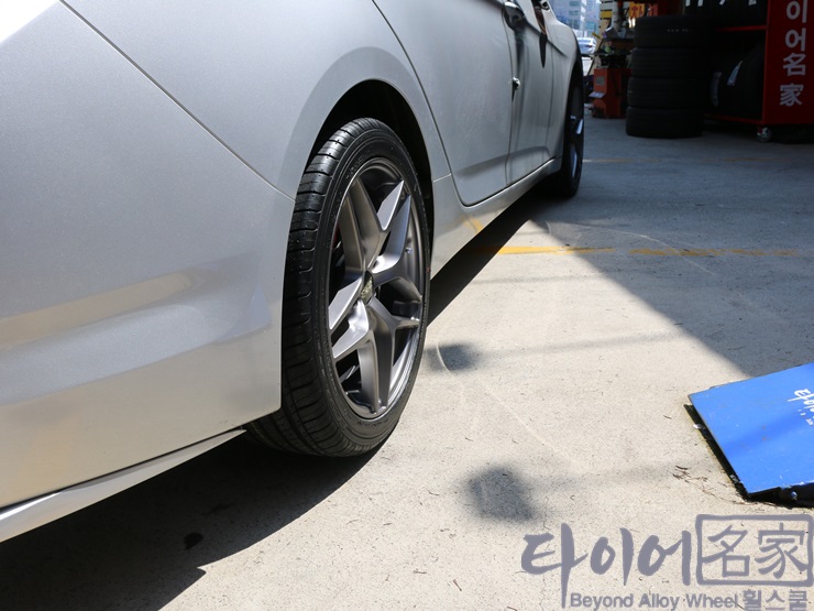타이어명가(휠스쿨) 이미지