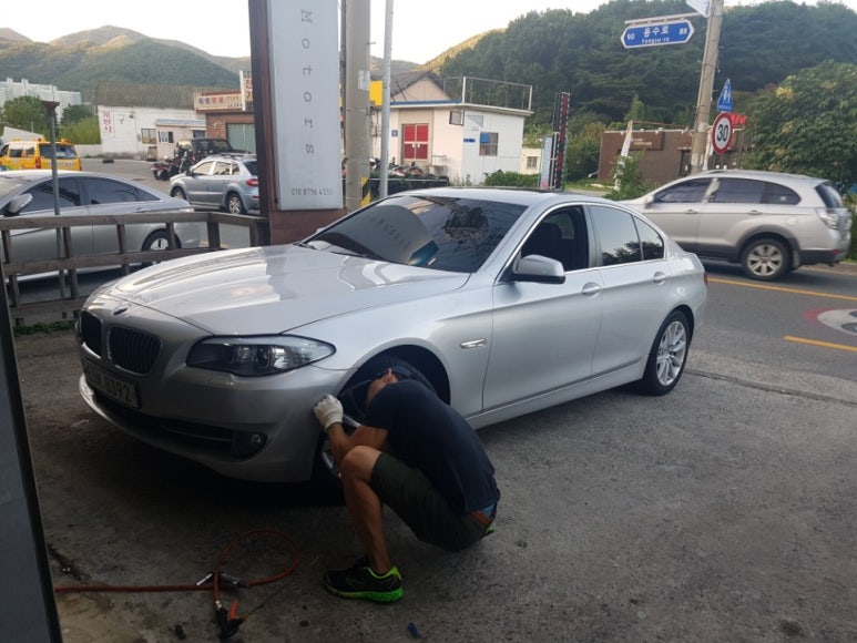 성실자동차부분정비 이미지