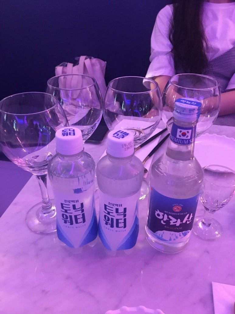 깜보살롱 이미지
