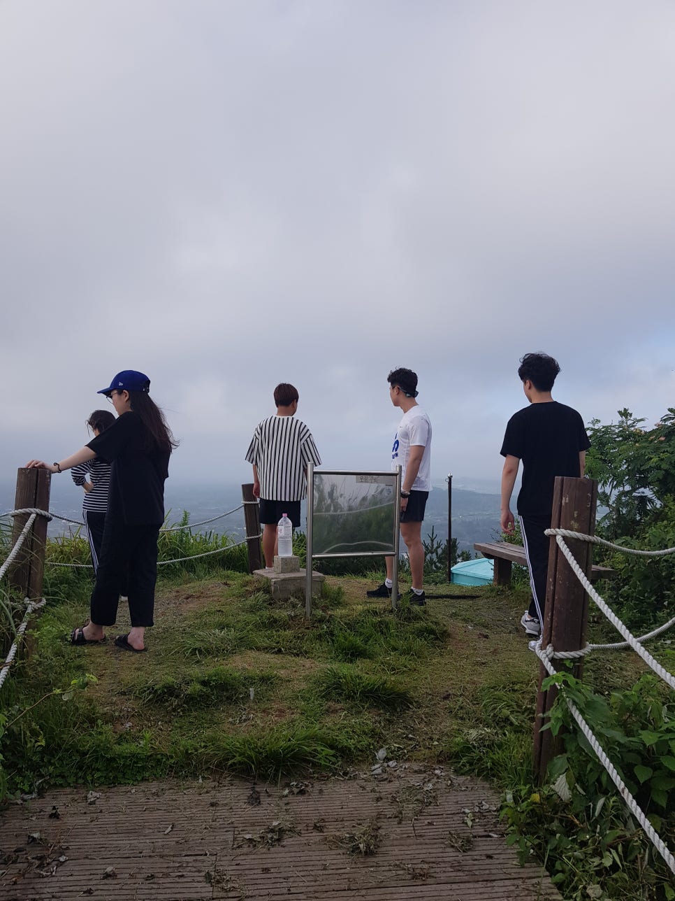 메르블루 이미지
