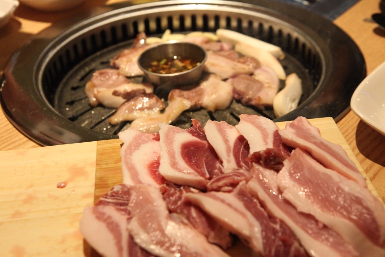 깡통뒷고기 이미지
