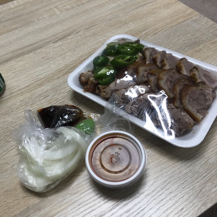 오박사왕족발 이미지