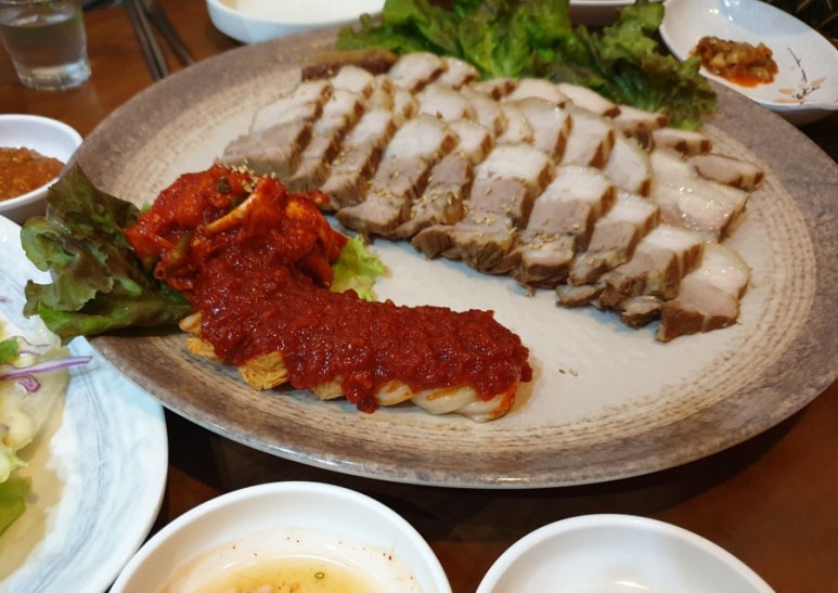 밥머꼬술머꼬 이미지