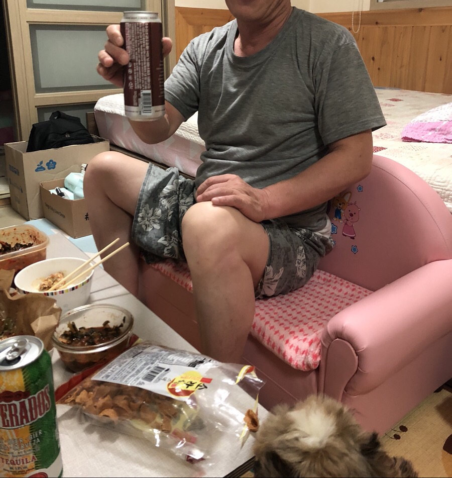 용쇼파 이미지