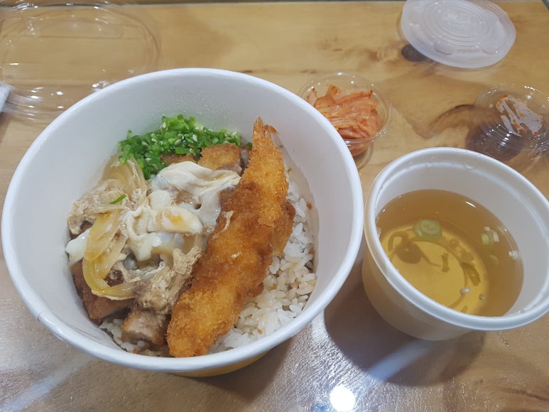 맘스터치 반석점 이미지